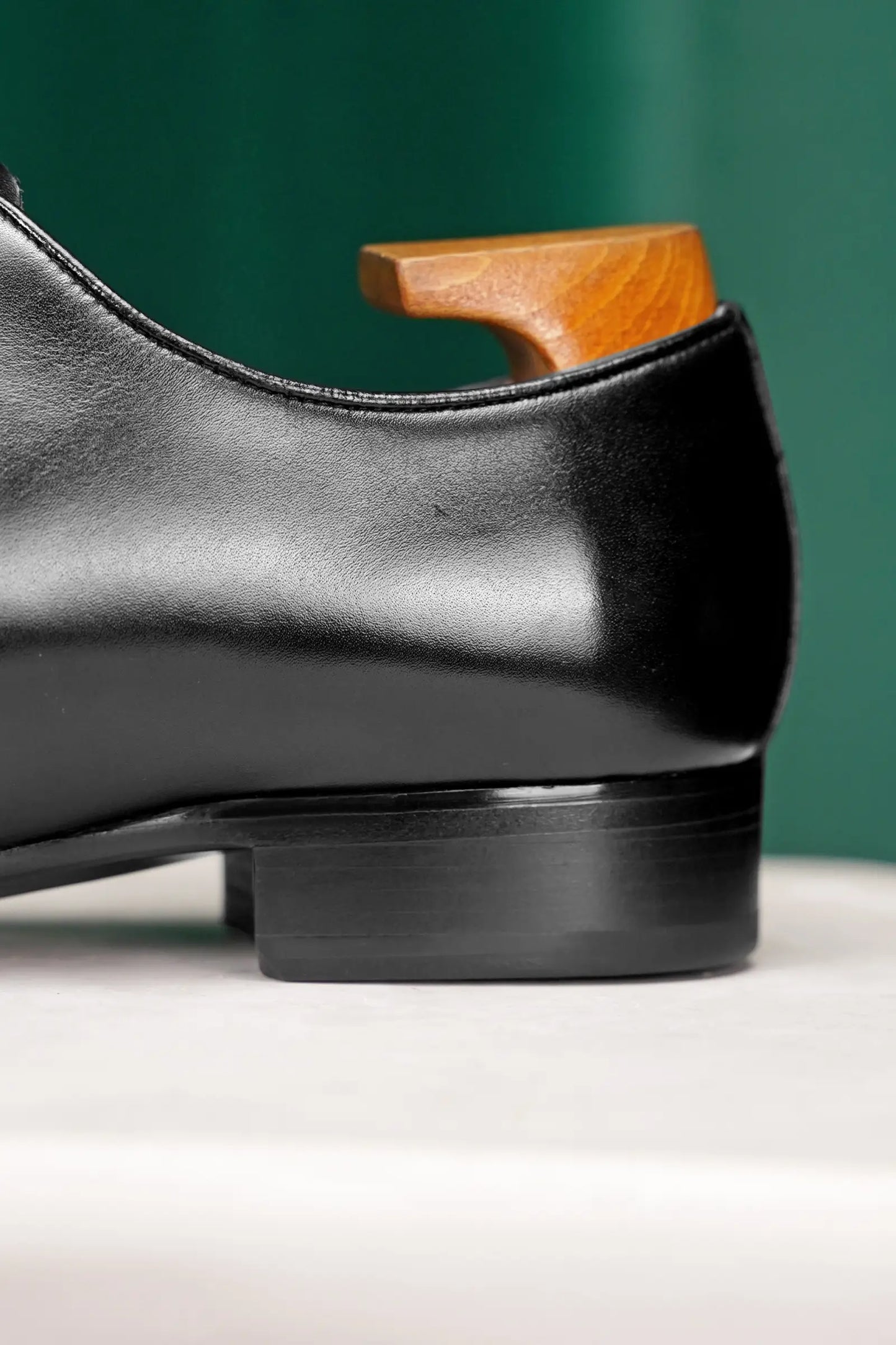 The Heritage Wholecut Oxford
