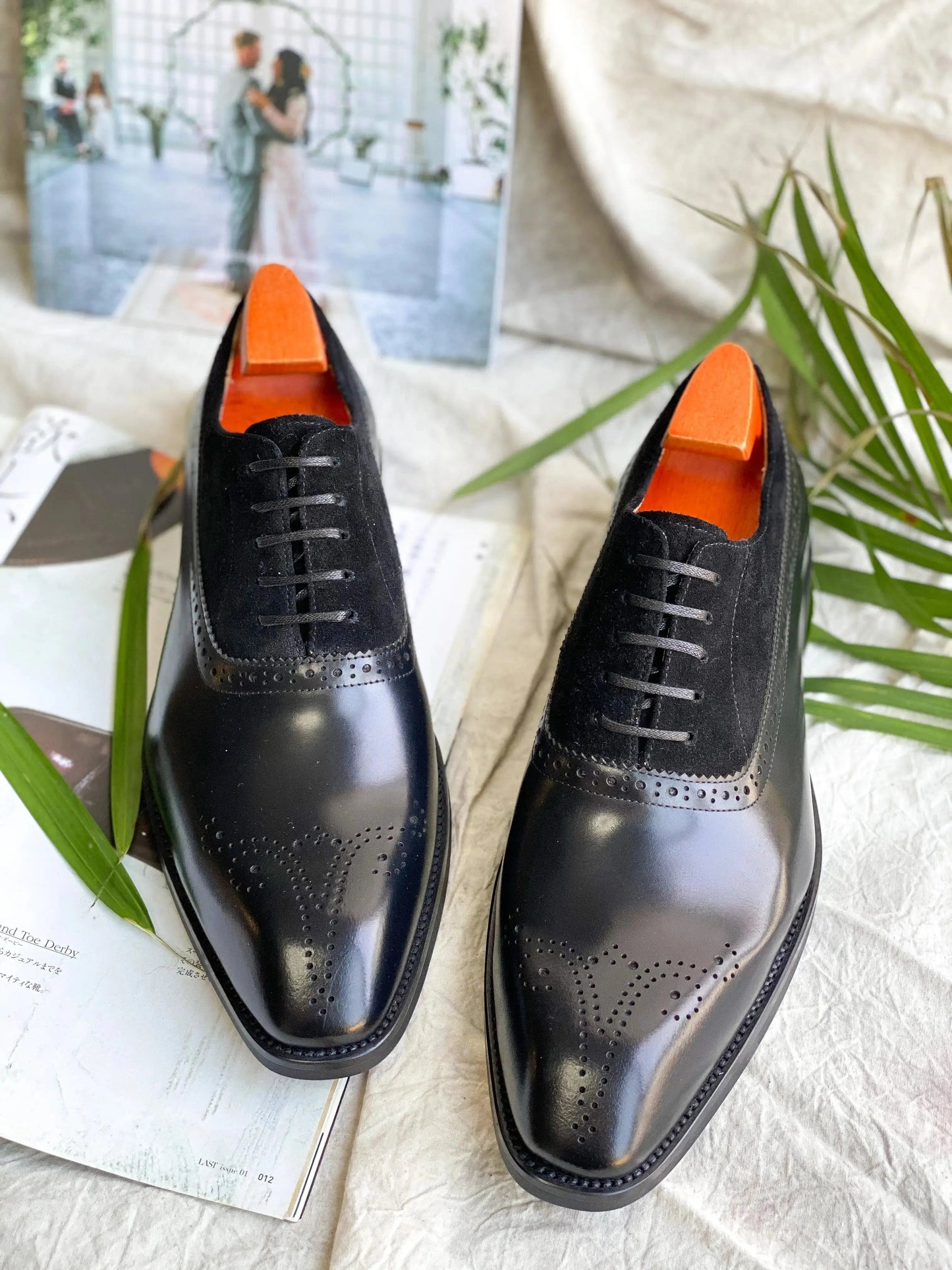 | Wholecut Cowhide Leather Business Oxford Shoes