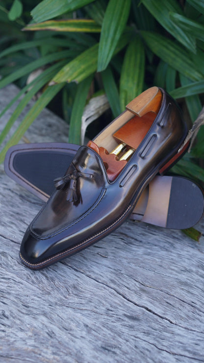 | Handcrafted Mahogany Calfskin Tassel Loafers