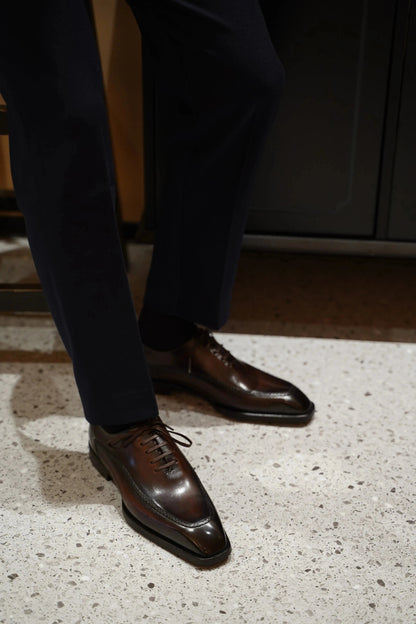 | Elegant Leather Derby Shoes Modern Professional