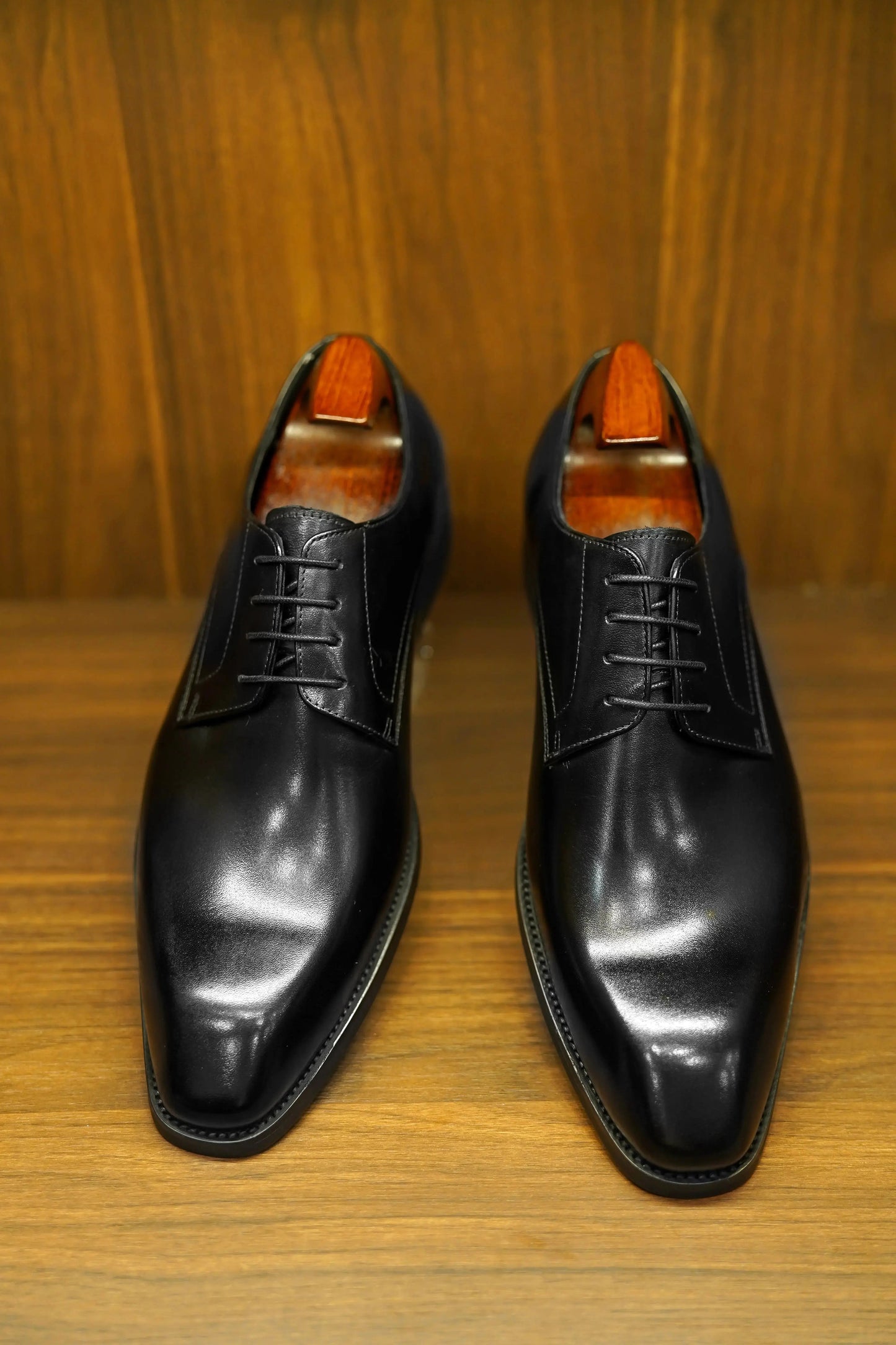| Cowhide Genuine Leather Shoes For Men