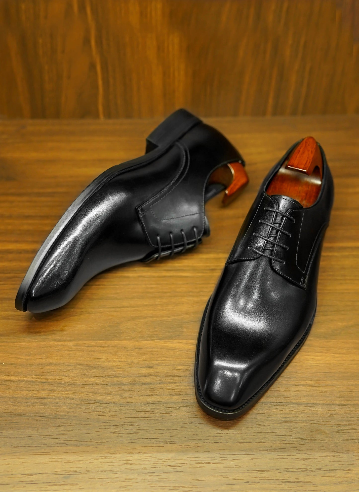| Cowhide Genuine Leather Shoes For Men