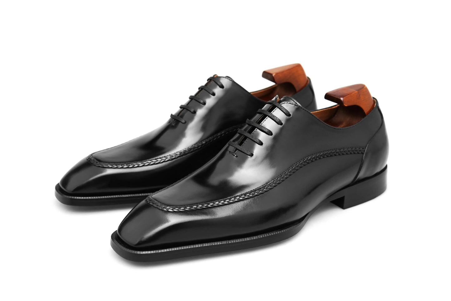 | Elegant Leather Derby Shoes Modern Professional