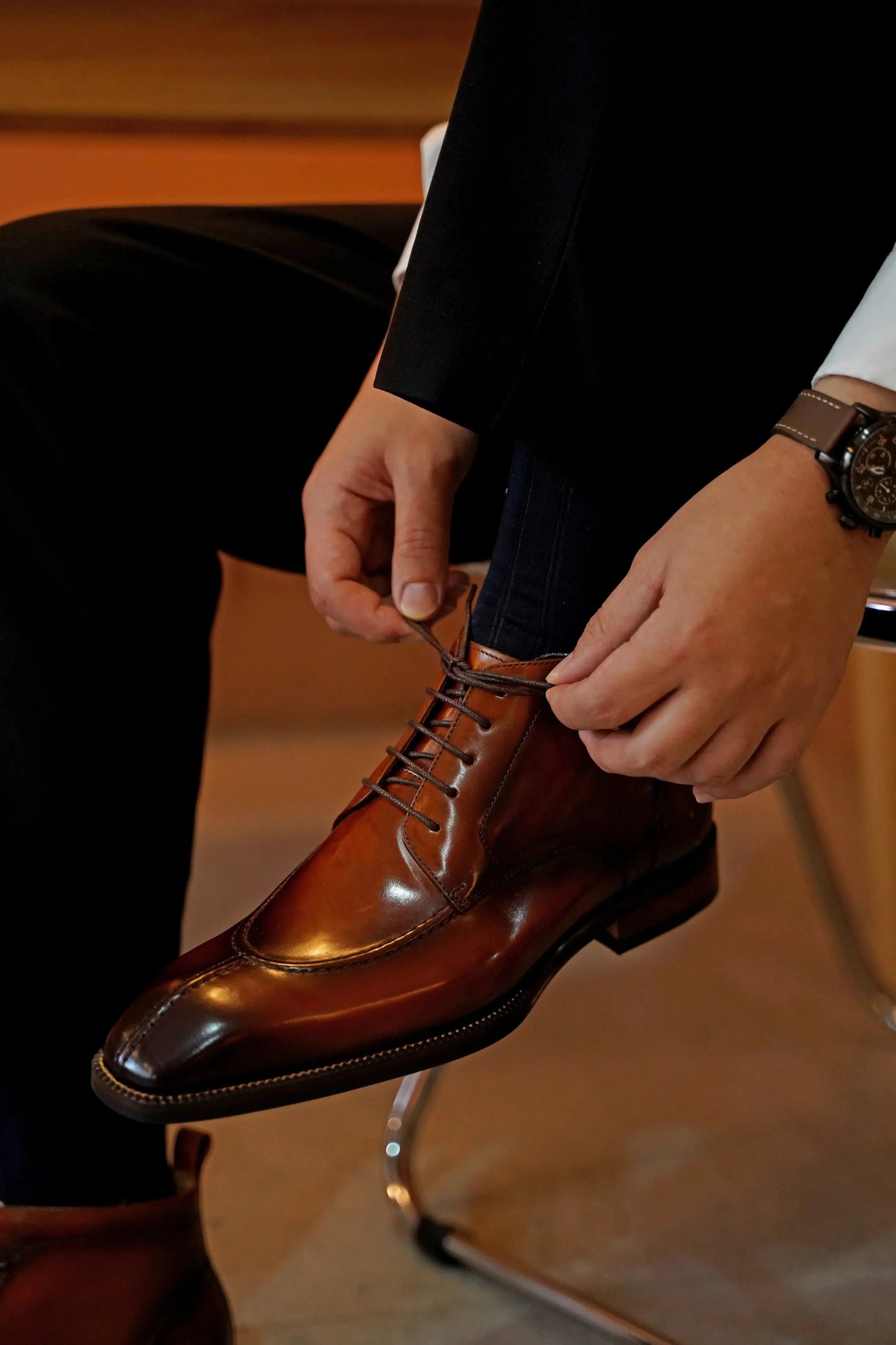 Cowhide Toe Derby Shoes For Men