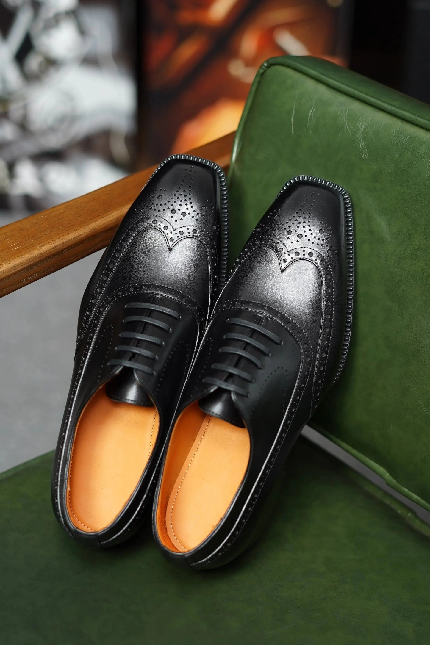 | Cowhide Leather Oxford Killer Shoes