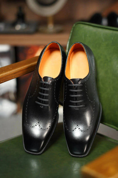 | The Maverick Tan Wingtip Oxford Brogues