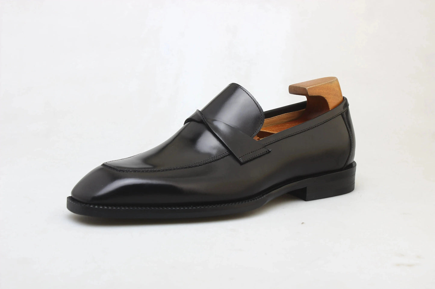 Handcrafted Calfskin Leather Penny Loafers