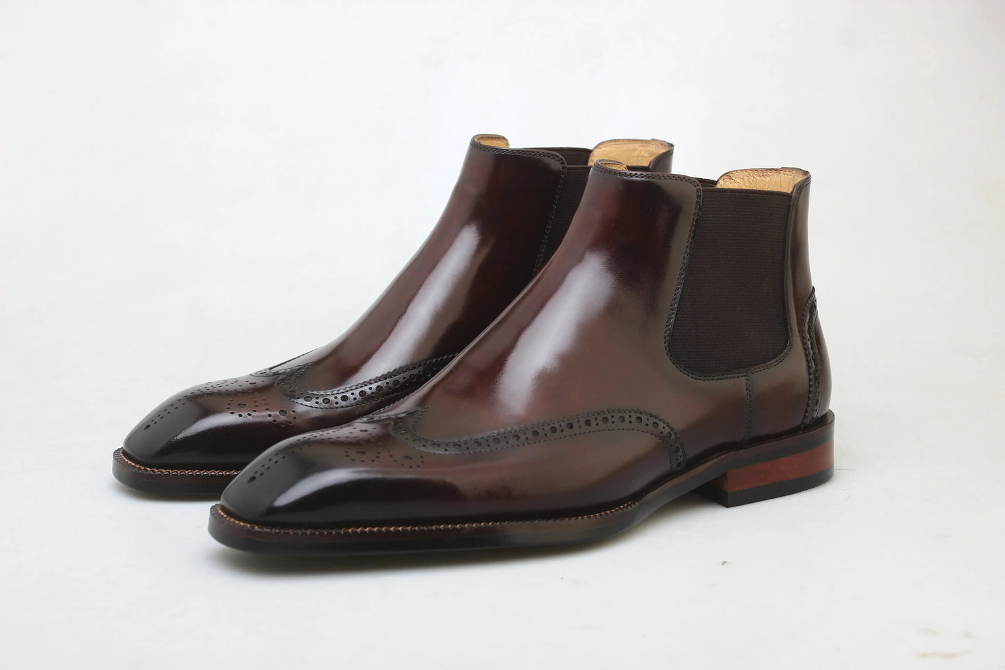 Handcrafted Leather Derby Shoes For Men